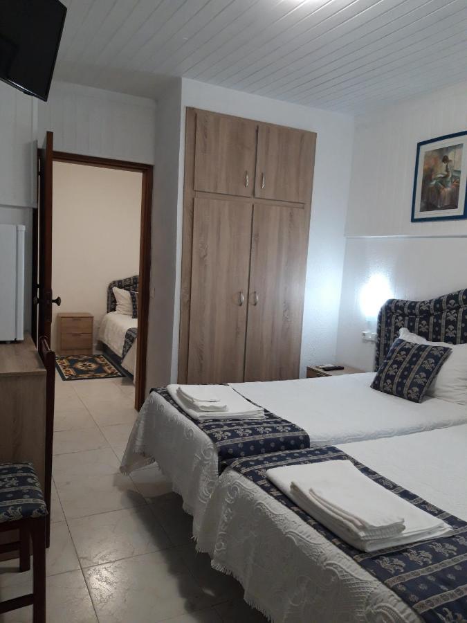 Residencial Antonio Mocisso Guesthouse Элваш Экстерьер фото